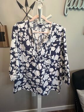 Lands' End Navy and White Floral V-Neck Pintuck Blouse